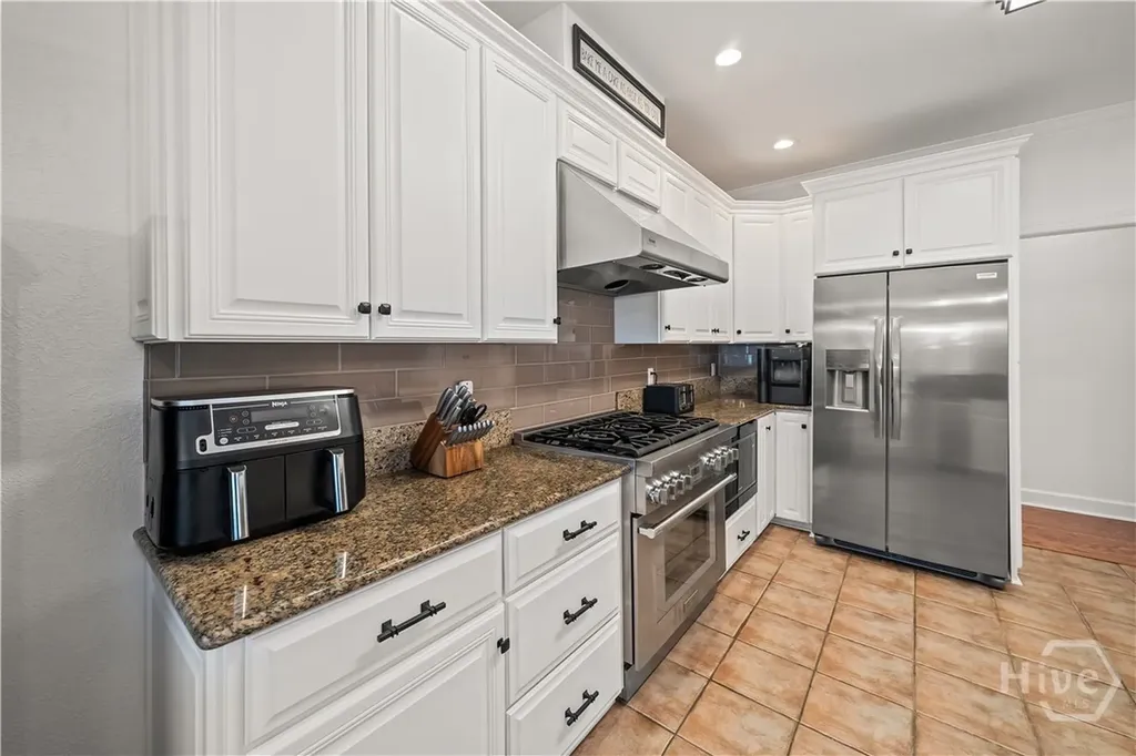 572 Kelsall Drive Richmond Hill GA 31324