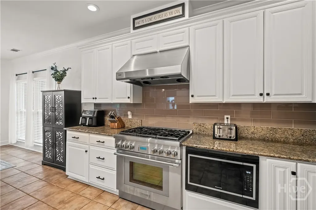 572 Kelsall Drive Richmond Hill GA 31324