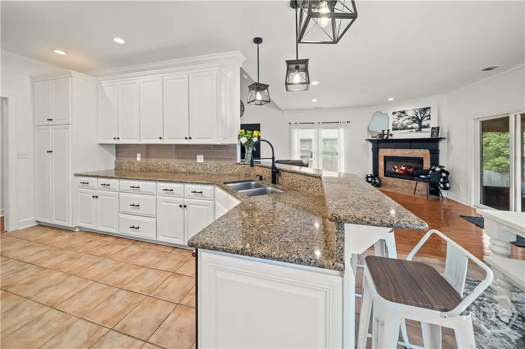 572 Kelsall Drive Richmond Hill GA 31324