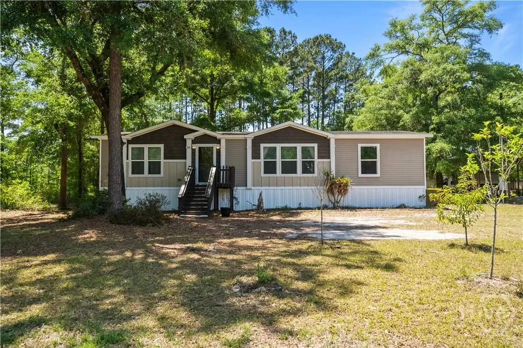 227 River Oak Drive Bloomingdale GA 31302