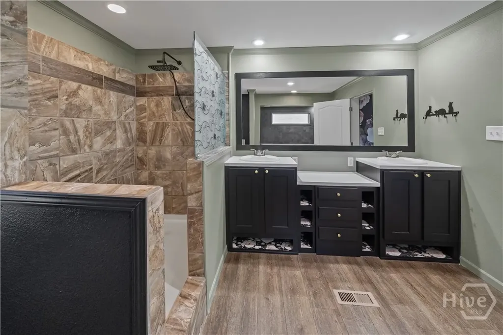 227 River Oak Drive Bloomingdale GA 31302