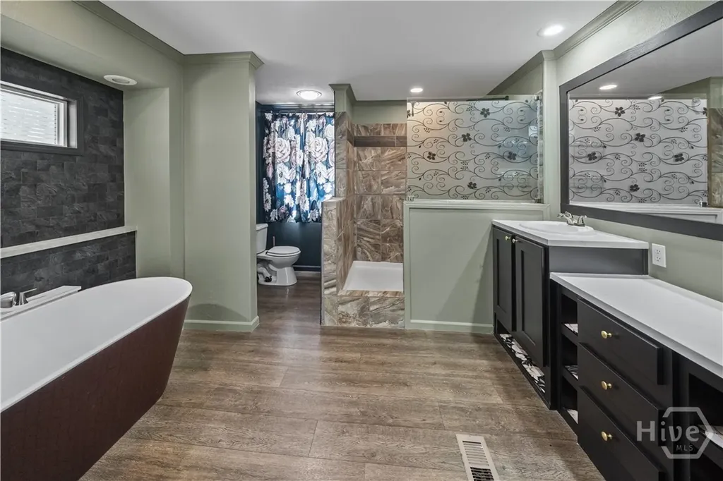 227 River Oak Drive Bloomingdale GA 31302