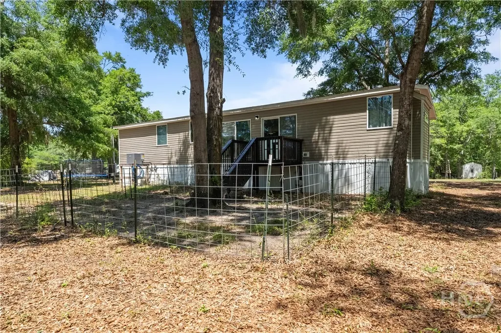 227 River Oak Drive Bloomingdale GA 31302