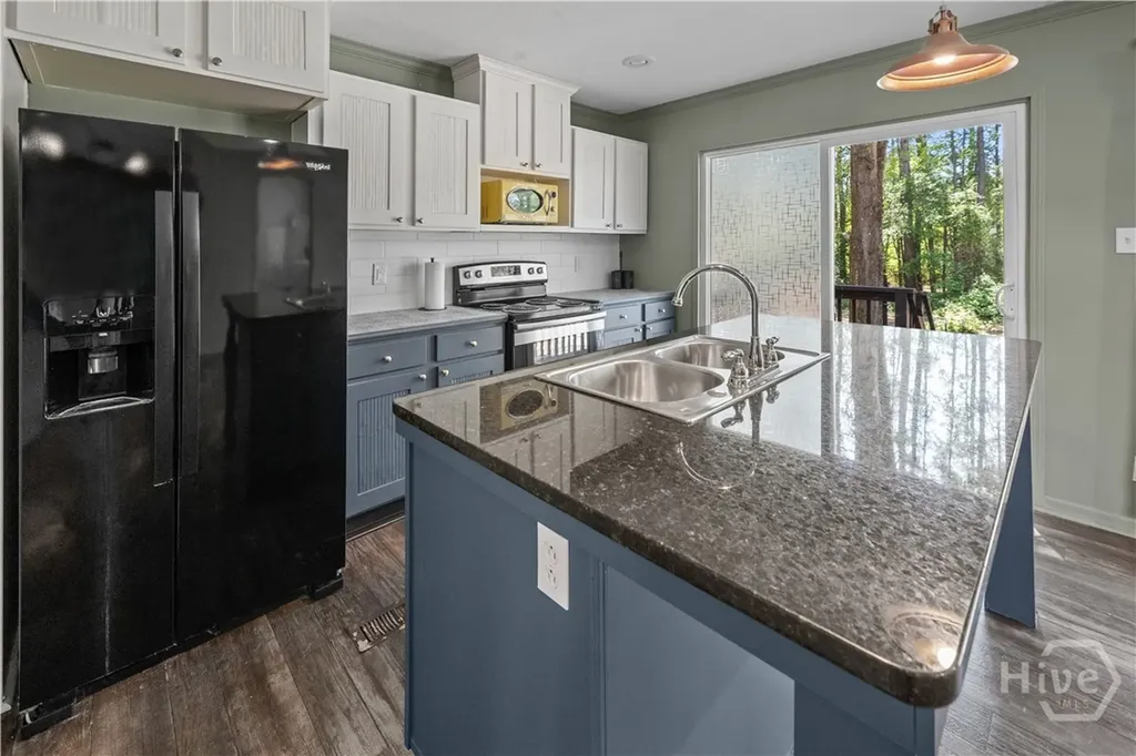 227 River Oak Drive Bloomingdale GA 31302