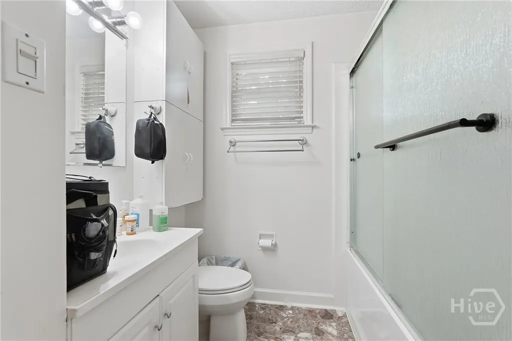 5806 Betty Drive Savannah GA 31406