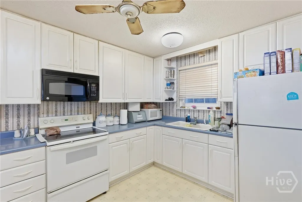 5806 Betty Drive Savannah GA 31406