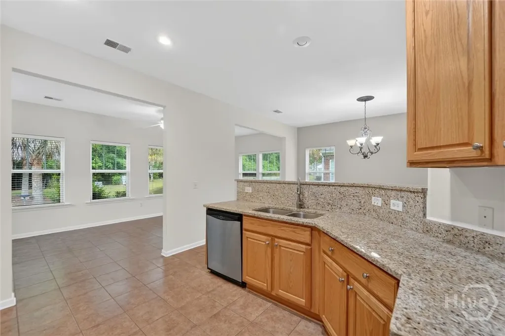 124 Regency Circle Pooler GA 31322