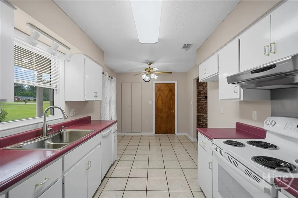 112 Oak Street Rincon GA 31326