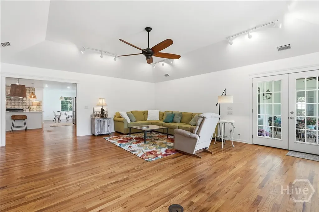 29 Nancy Place Savannah GA 31406