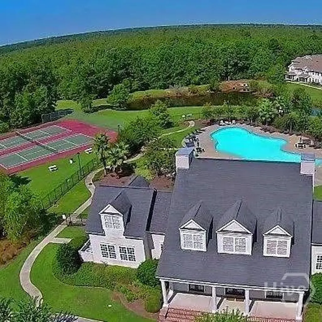 118 Grayson Avenue Savannah GA 31419