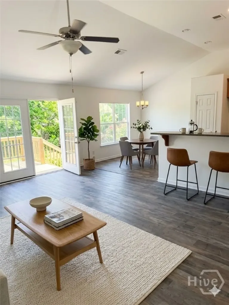 118 Grayson Avenue Savannah GA 31419