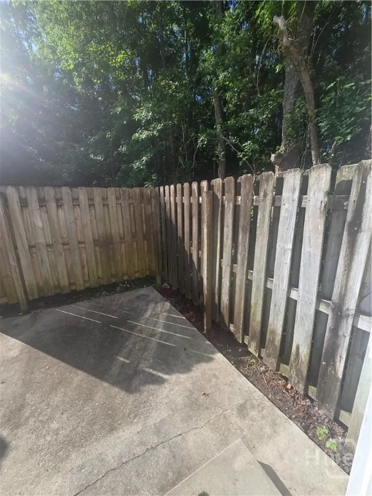 9852 Whitefield Avenue Savannah GA 31406