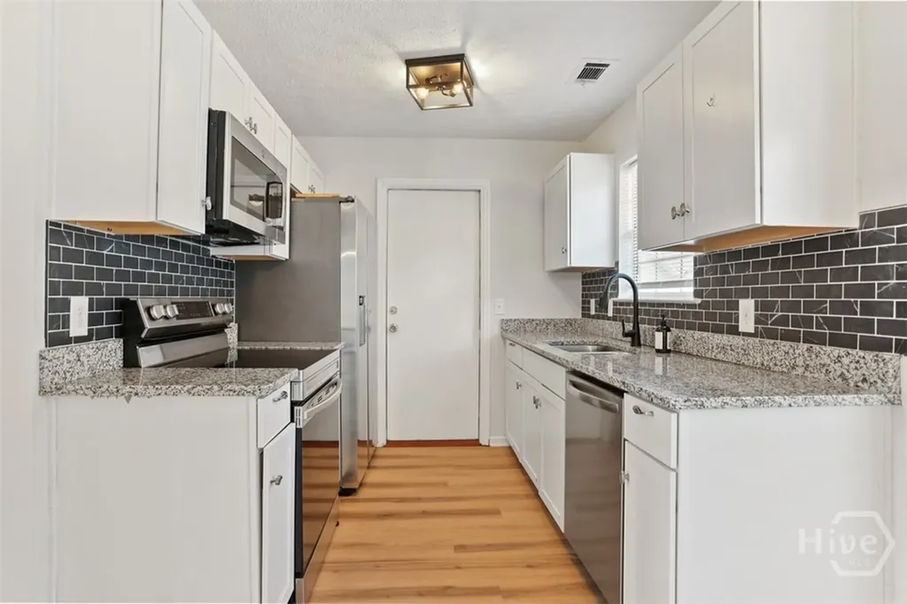 143 Cambridge Drive Savannah GA 31419