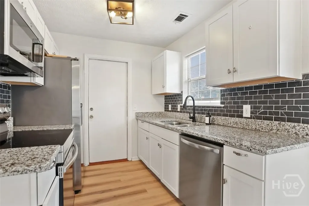 143 Cambridge Drive Savannah GA 31419