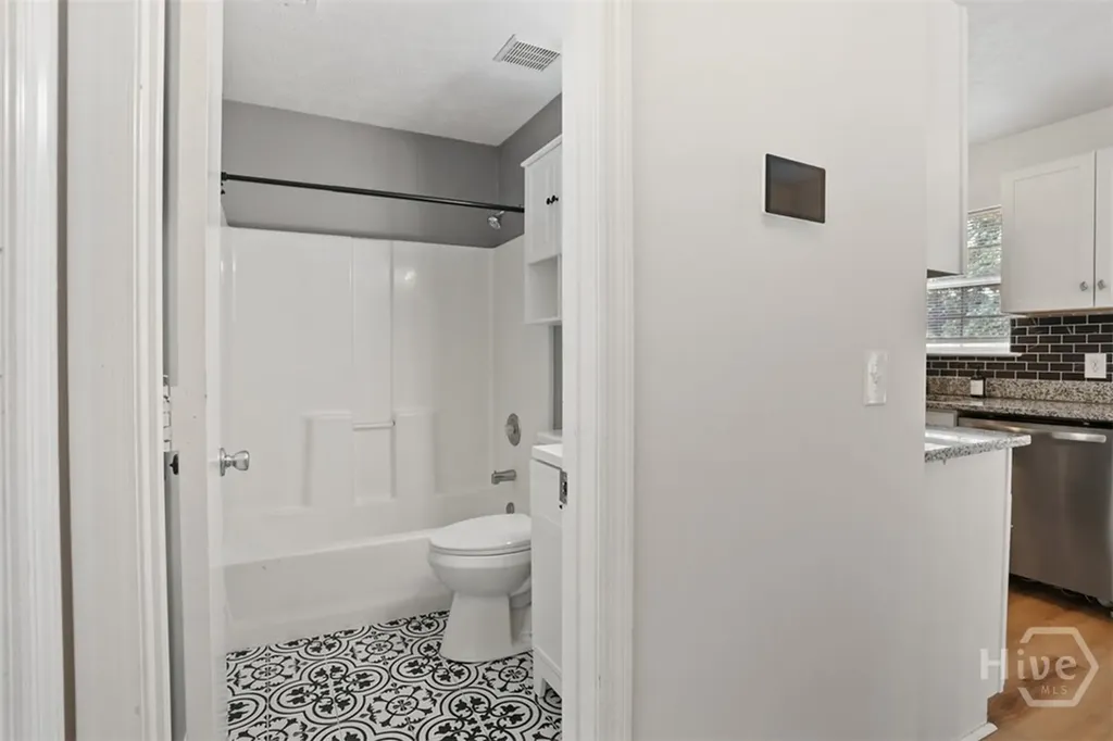 143 Cambridge Drive Savannah GA 31419