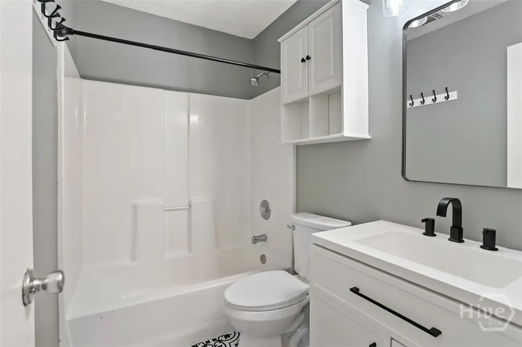 143 Cambridge Drive Savannah GA 31419
