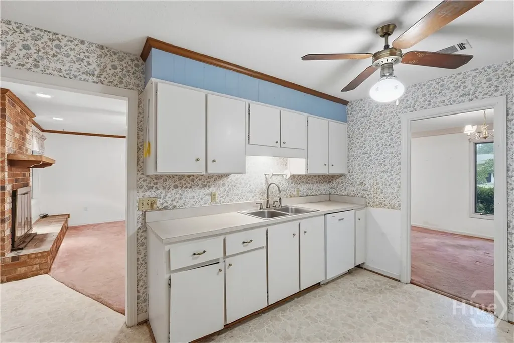 616 Suncrest Boulevard Savannah GA 31410