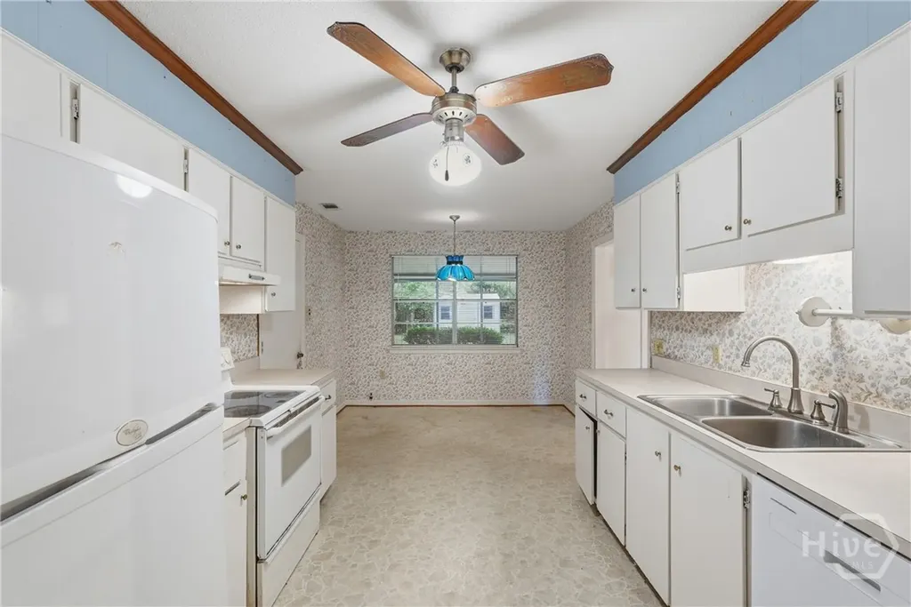 616 Suncrest Boulevard Savannah GA 31410