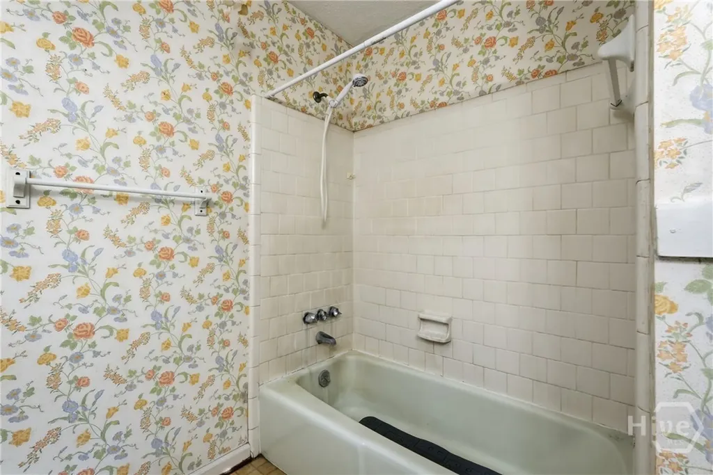 616 Suncrest Boulevard Savannah GA 31410
