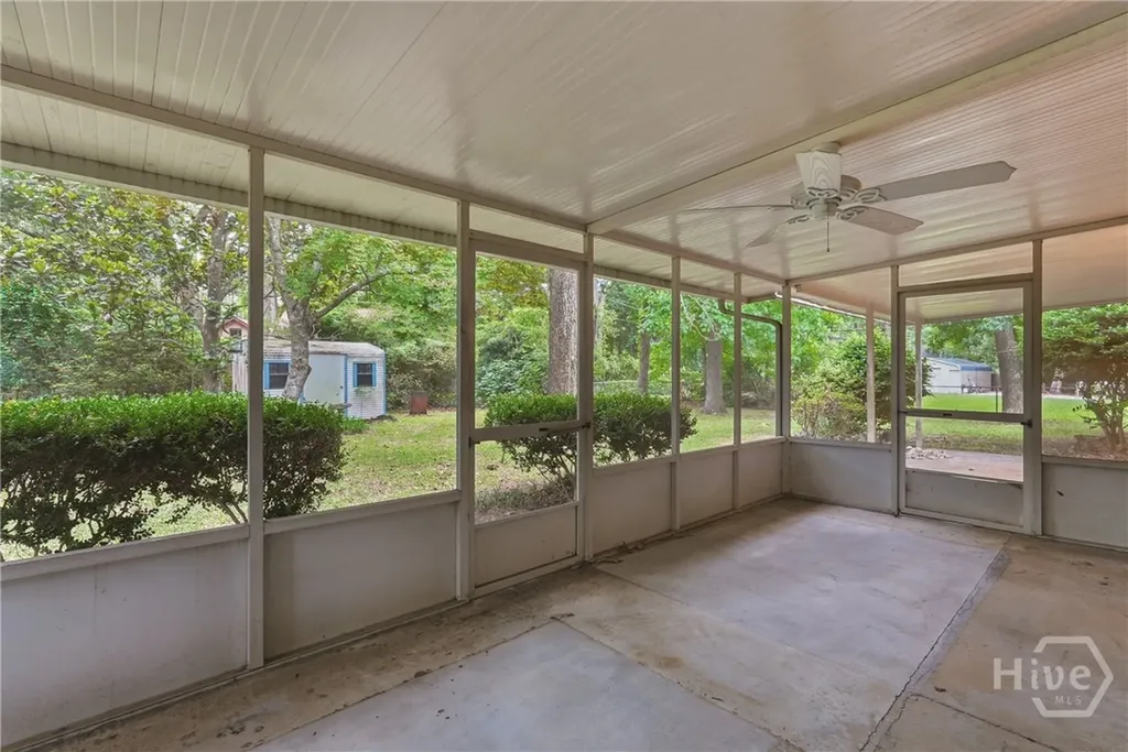 616 Suncrest Boulevard Savannah GA 31410