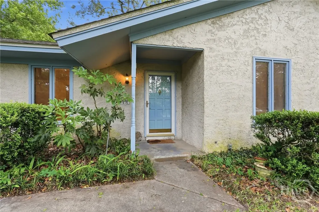 616 Suncrest Boulevard Savannah GA 31410