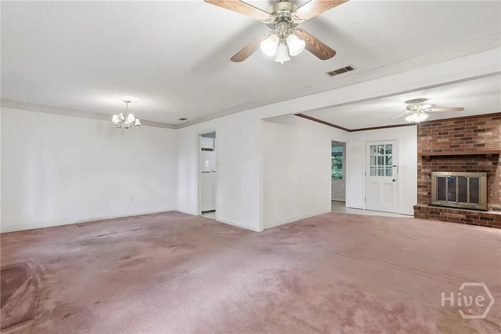 616 Suncrest Boulevard Savannah GA 31410