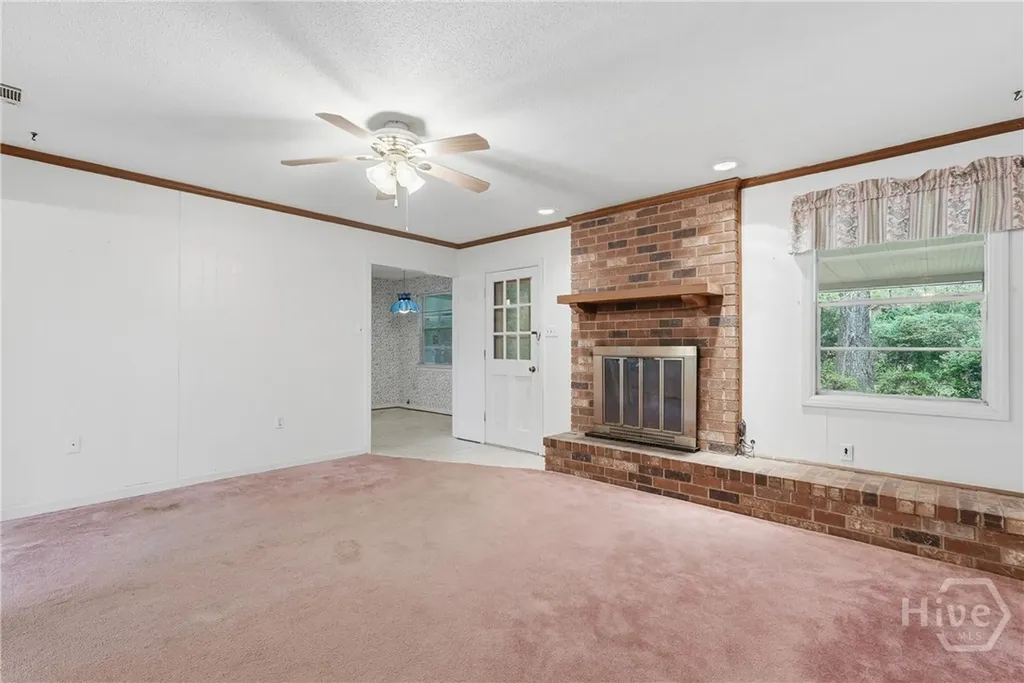 616 Suncrest Boulevard Savannah GA 31410