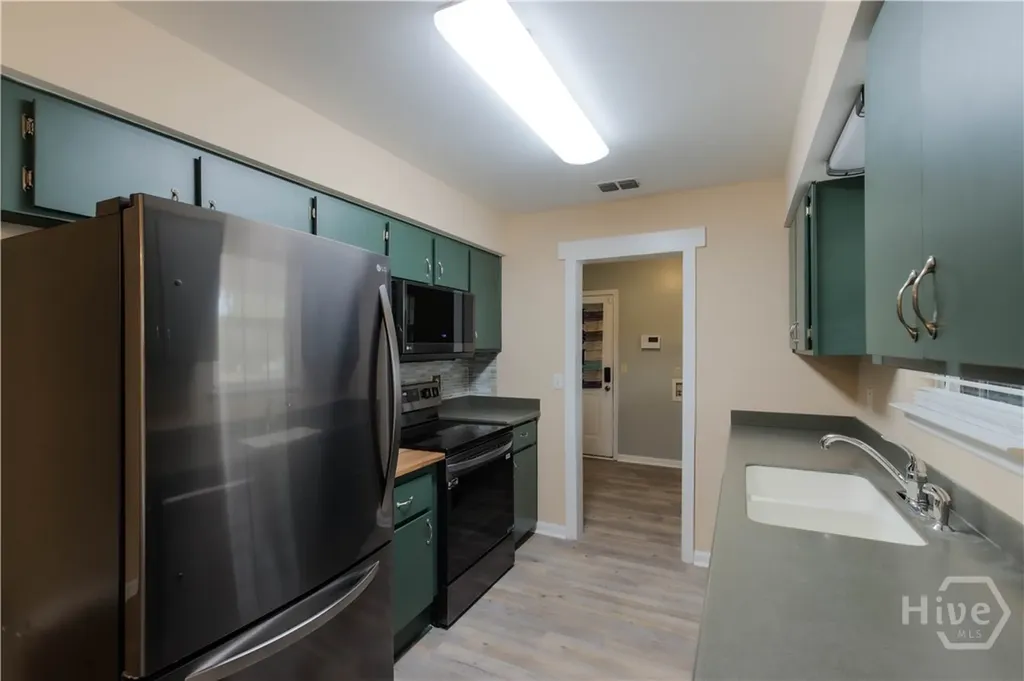 8 Cameron Court W Pembroke GA 31321