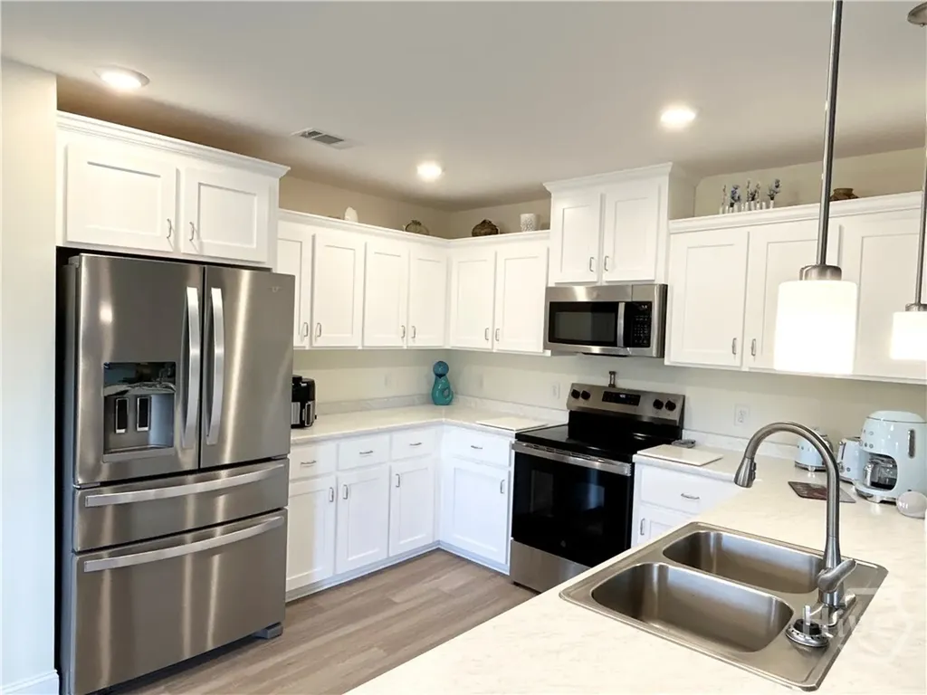 162 River Bluff Way Ellabell GA 31308