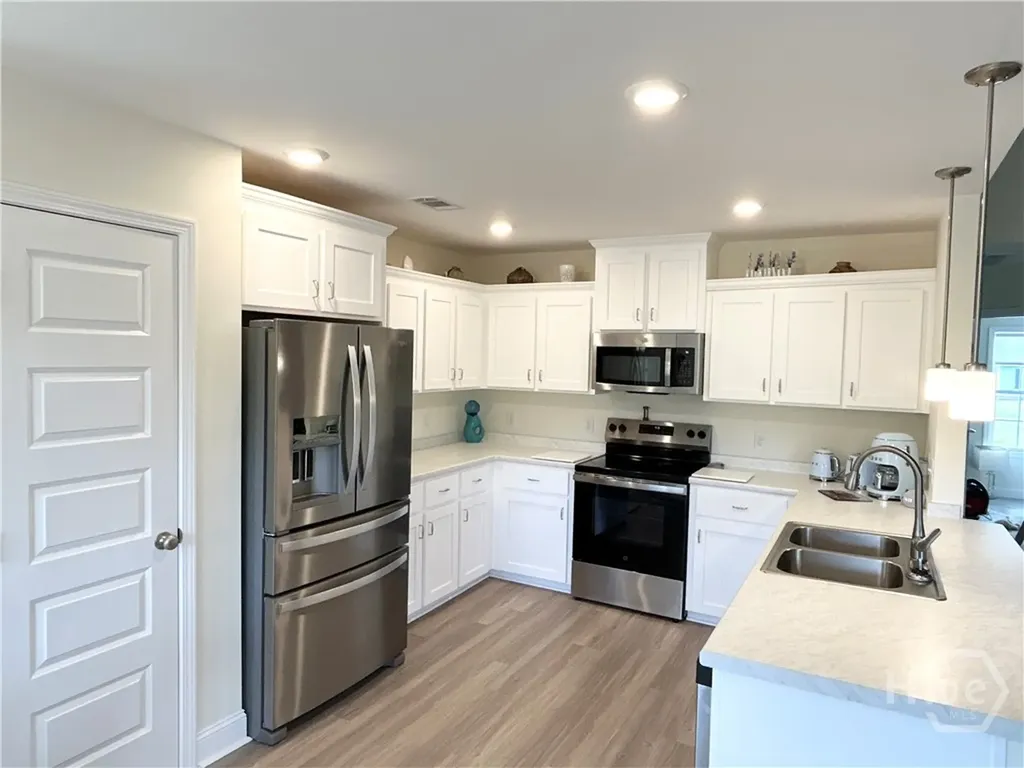 162 River Bluff Way Ellabell GA 31308