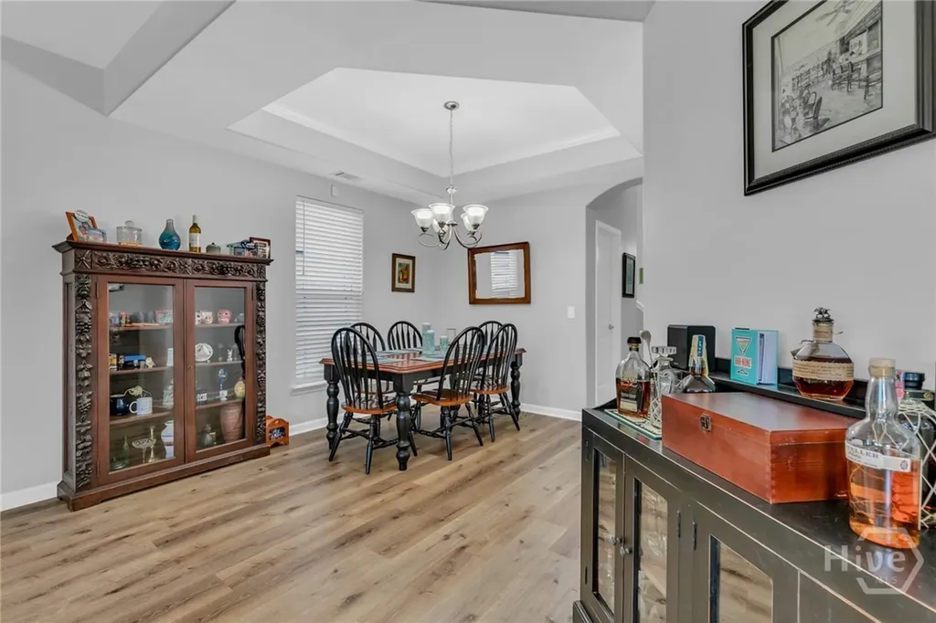 196 Chapel Lake S Savannah GA 31419