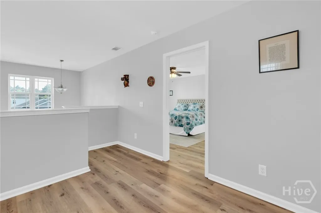 196 Chapel Lake S Savannah GA 31419