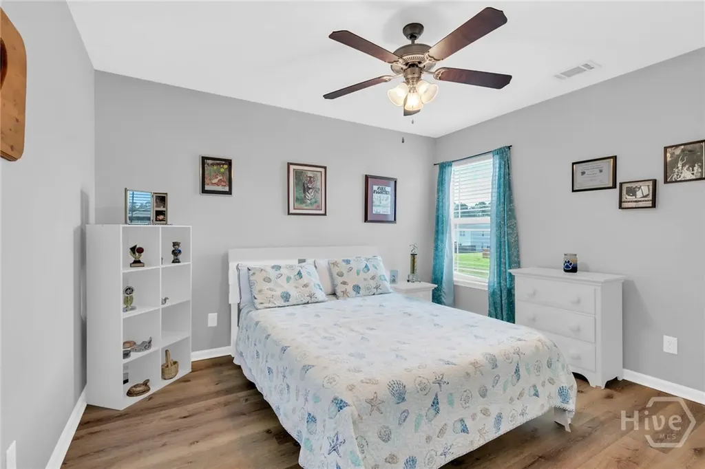 196 Chapel Lake S Savannah GA 31419