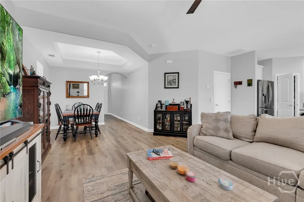 196 Chapel Lake S Savannah GA 31419
