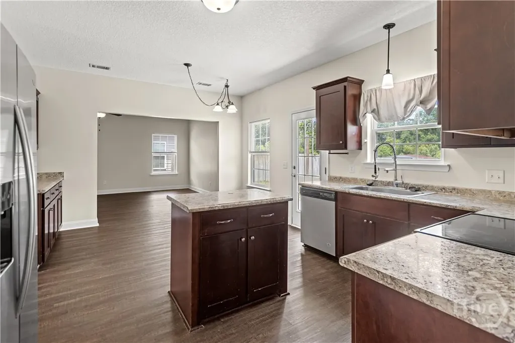 267 Alcott Circle Hinesville GA 31313
