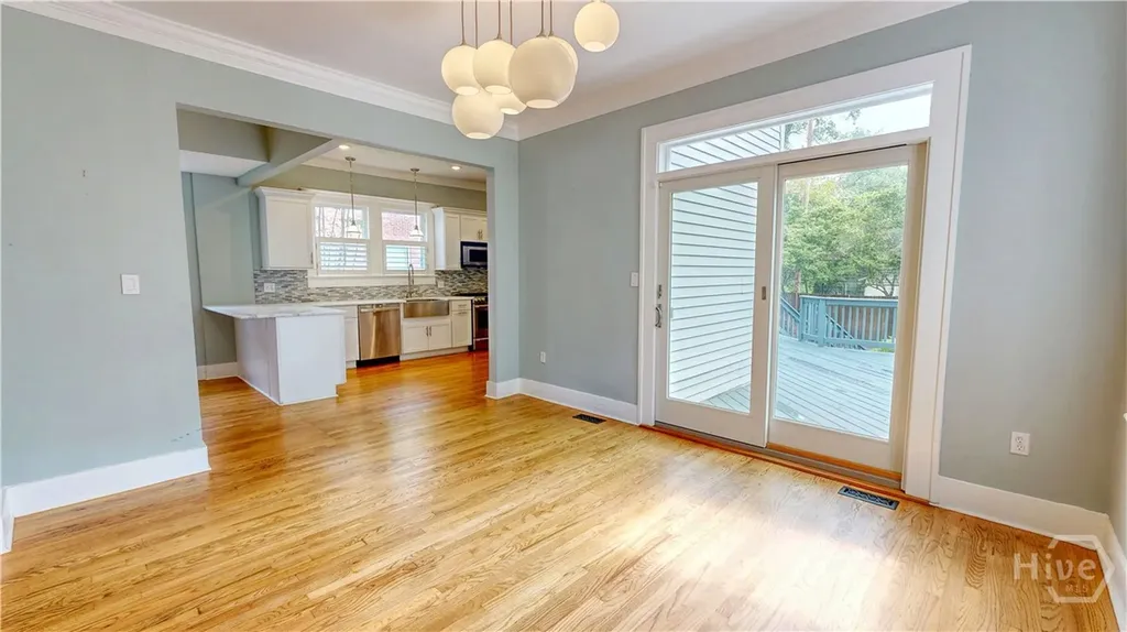 608 E 49th Street Savannah GA 31405
