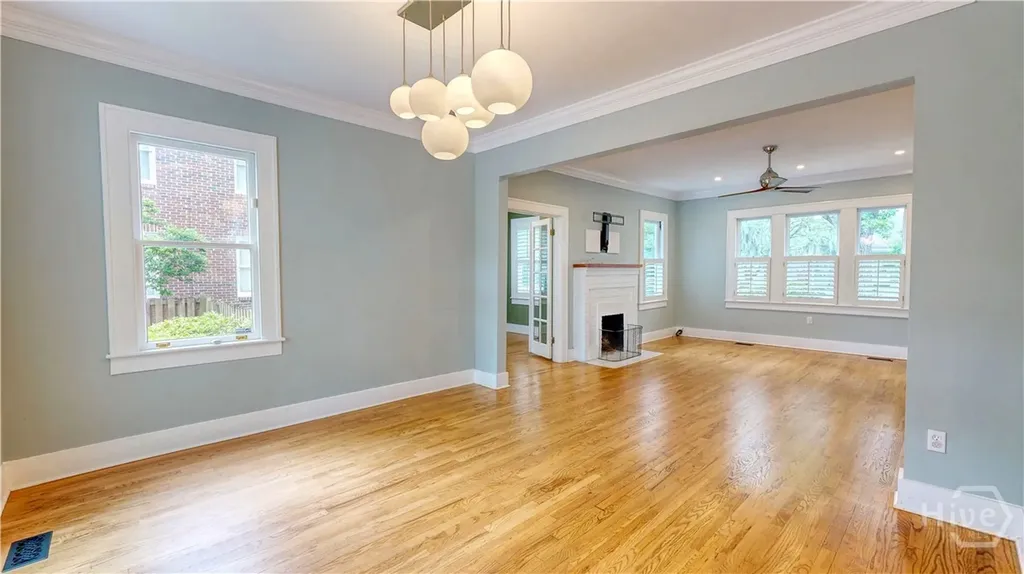 608 E 49th Street Savannah GA 31405