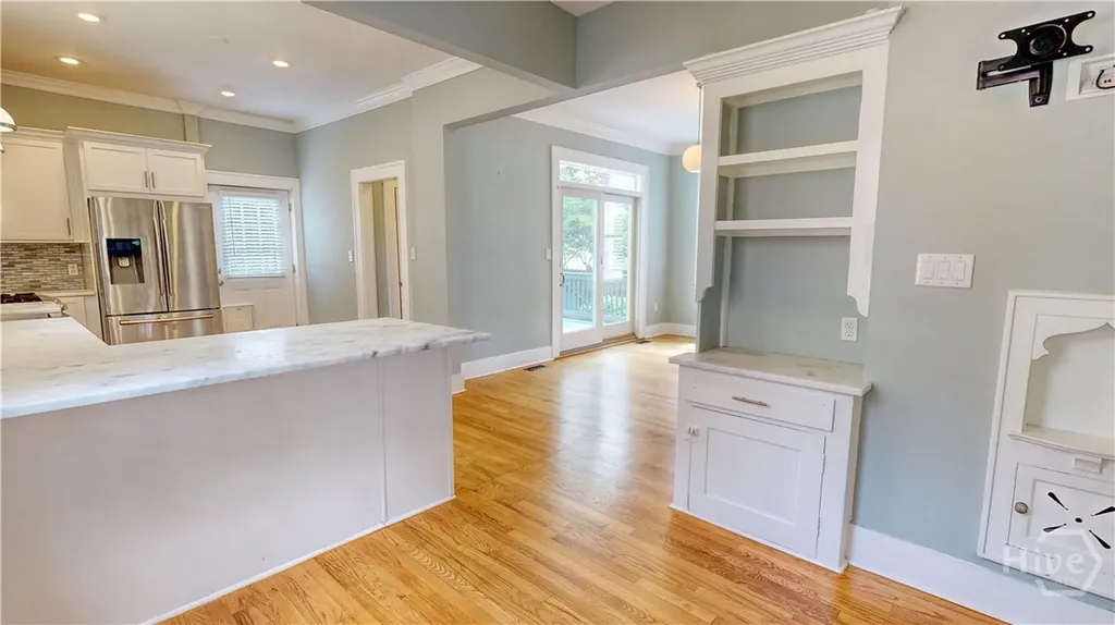 608 E 49th Street Savannah GA 31405