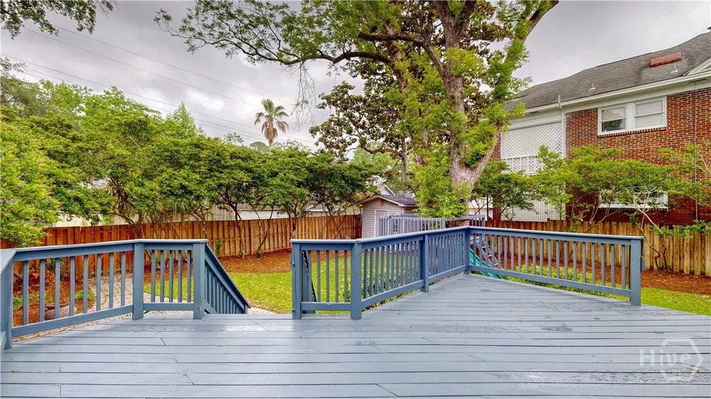 608 E 49th Street Savannah GA 31405