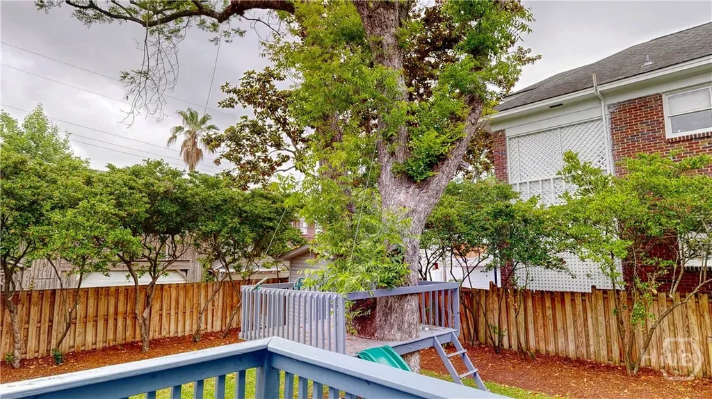 608 E 49th Street Savannah GA 31405