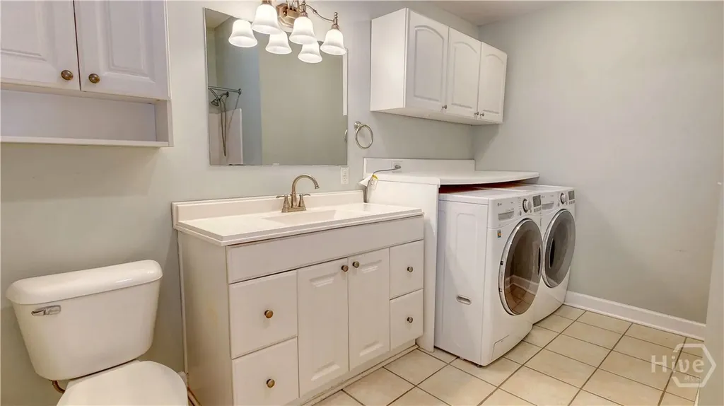 608 E 49th Street Savannah GA 31405
