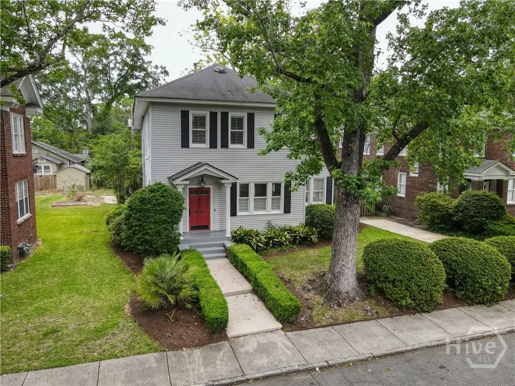 608 E 49th Street Savannah GA 31405