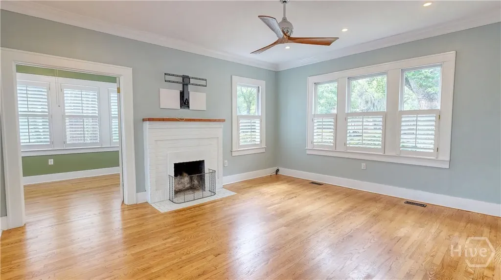 608 E 49th Street Savannah GA 31405