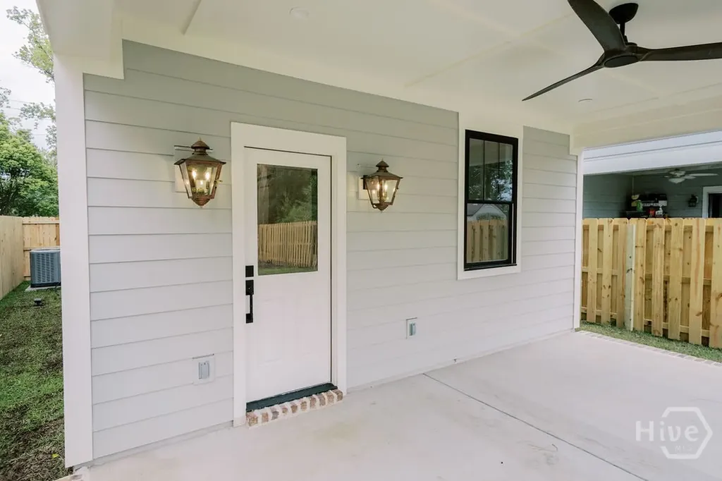 770 E Park Avenue Savannah GA 31401