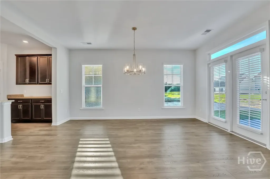 10 Ashmont Street Savannah GA 31407