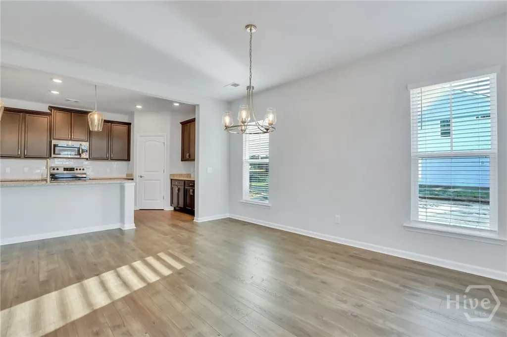 10 Ashmont Street Savannah GA 31407