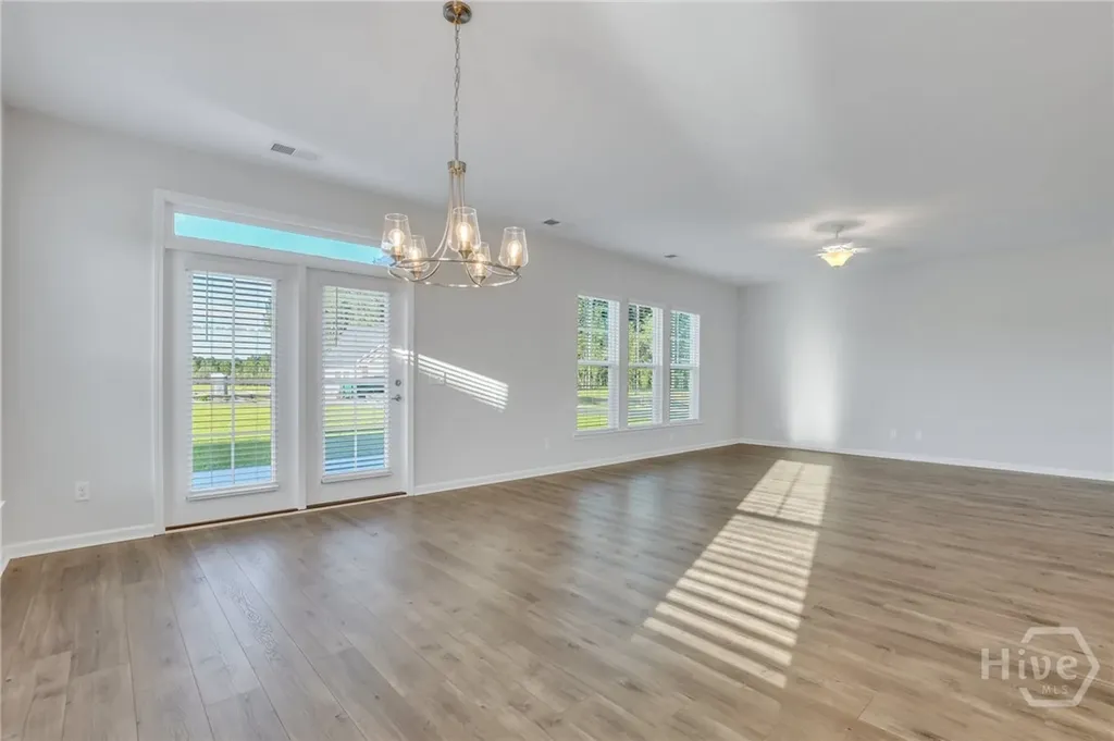 10 Ashmont Street Savannah GA 31407