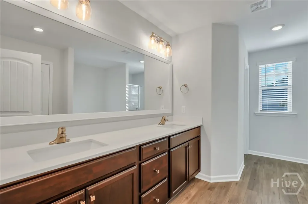 10 Ashmont Street Savannah GA 31407