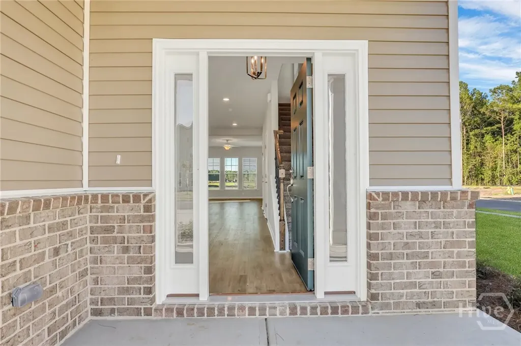 10 Ashmont Street Savannah GA 31407