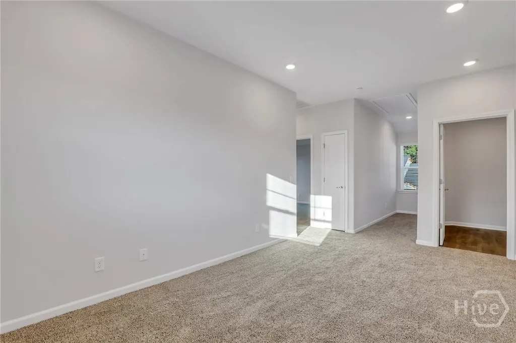 10 Ashmont Street Savannah GA 31407